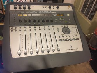 Digi 002 - Interface/Mixing Console