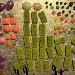 Magnets Dominoes Flowers Random