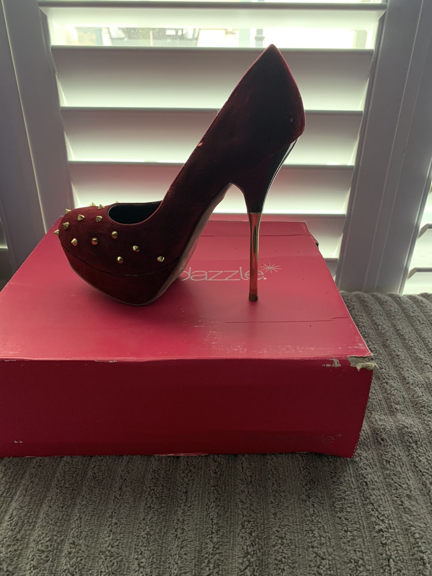 Red Velvet Stiletto Size 6 1/2