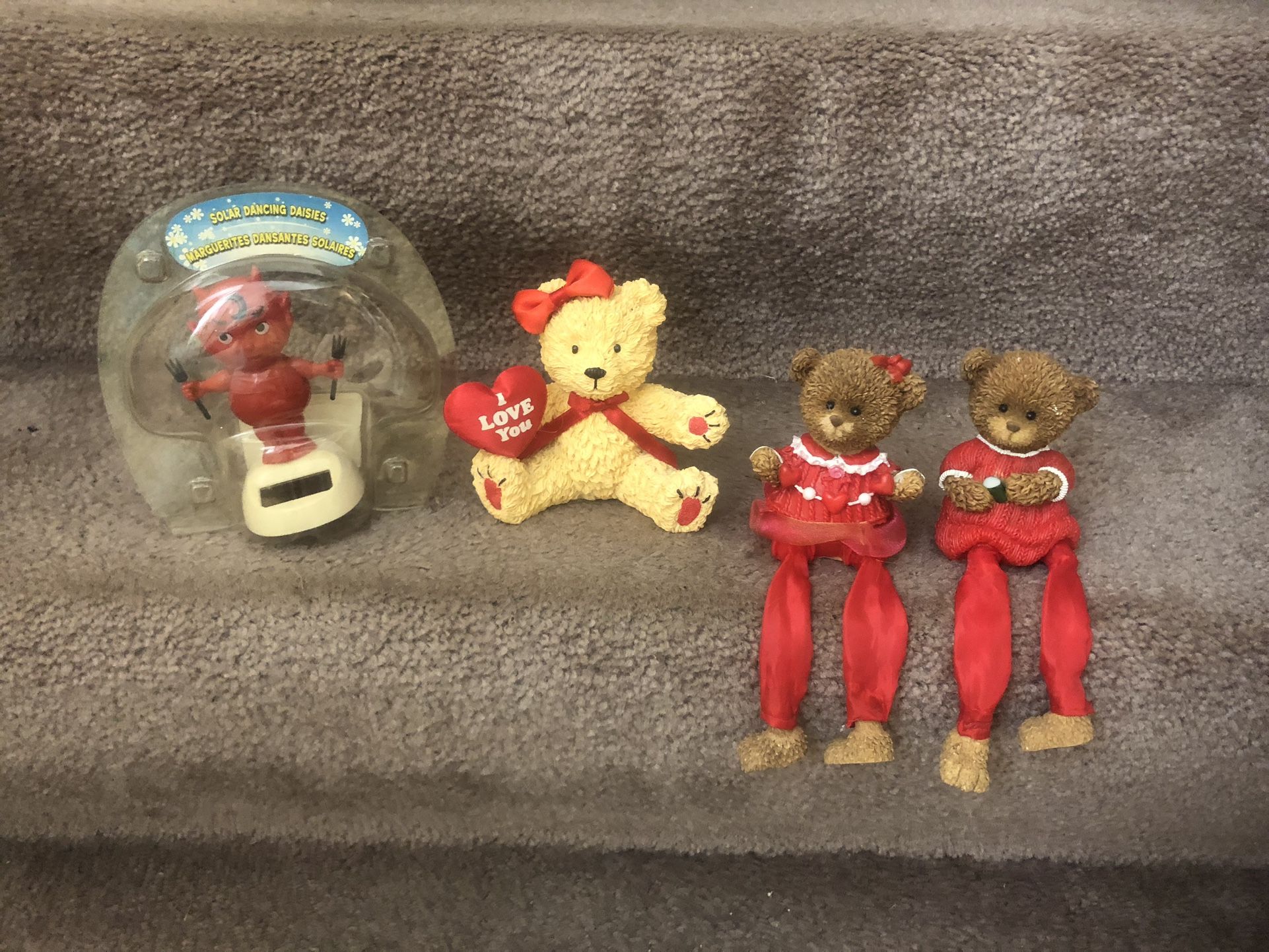 VALENTINE FIGURINES
