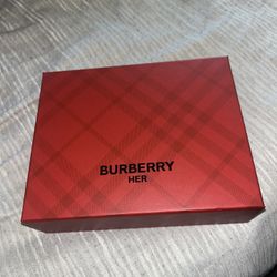 Burberry Hers Women Perfume set 