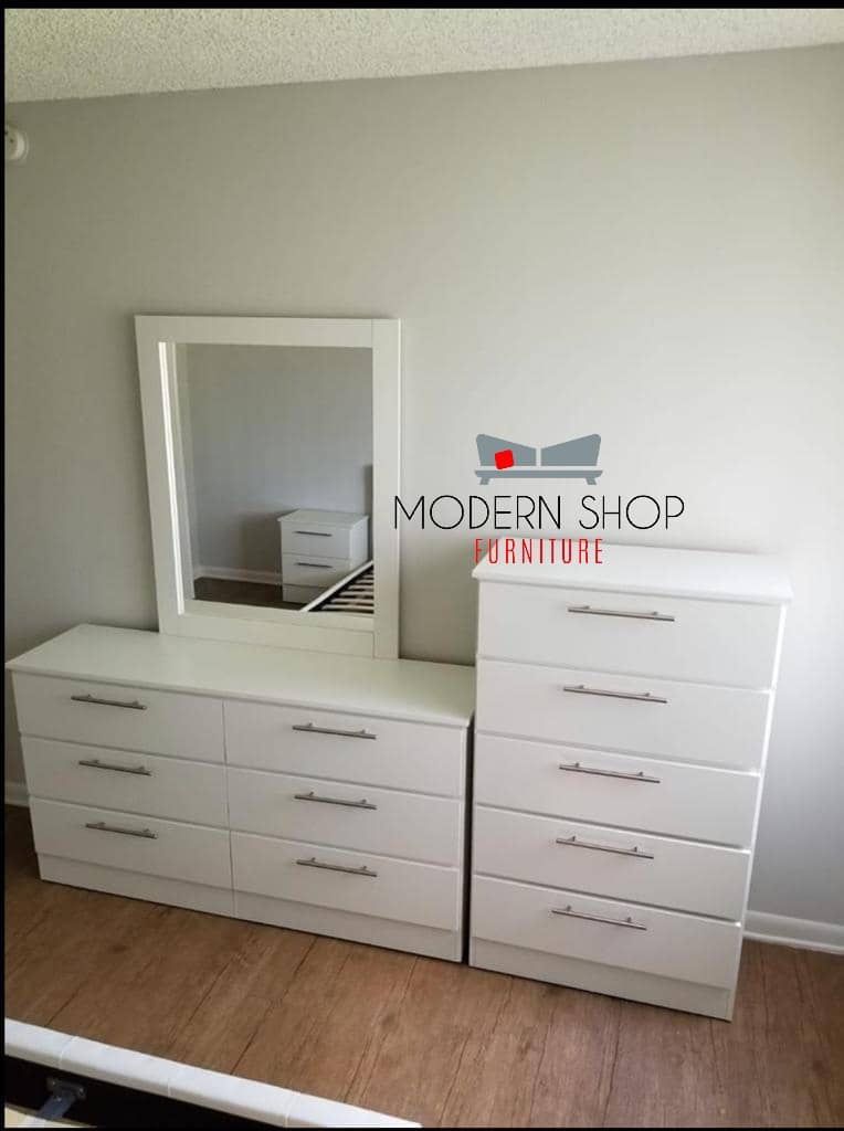 Dresser With Mirror And Chest - Cómoda Con Espejo Y Gavetero 