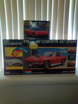 Monogram 67 Corvette Model kit