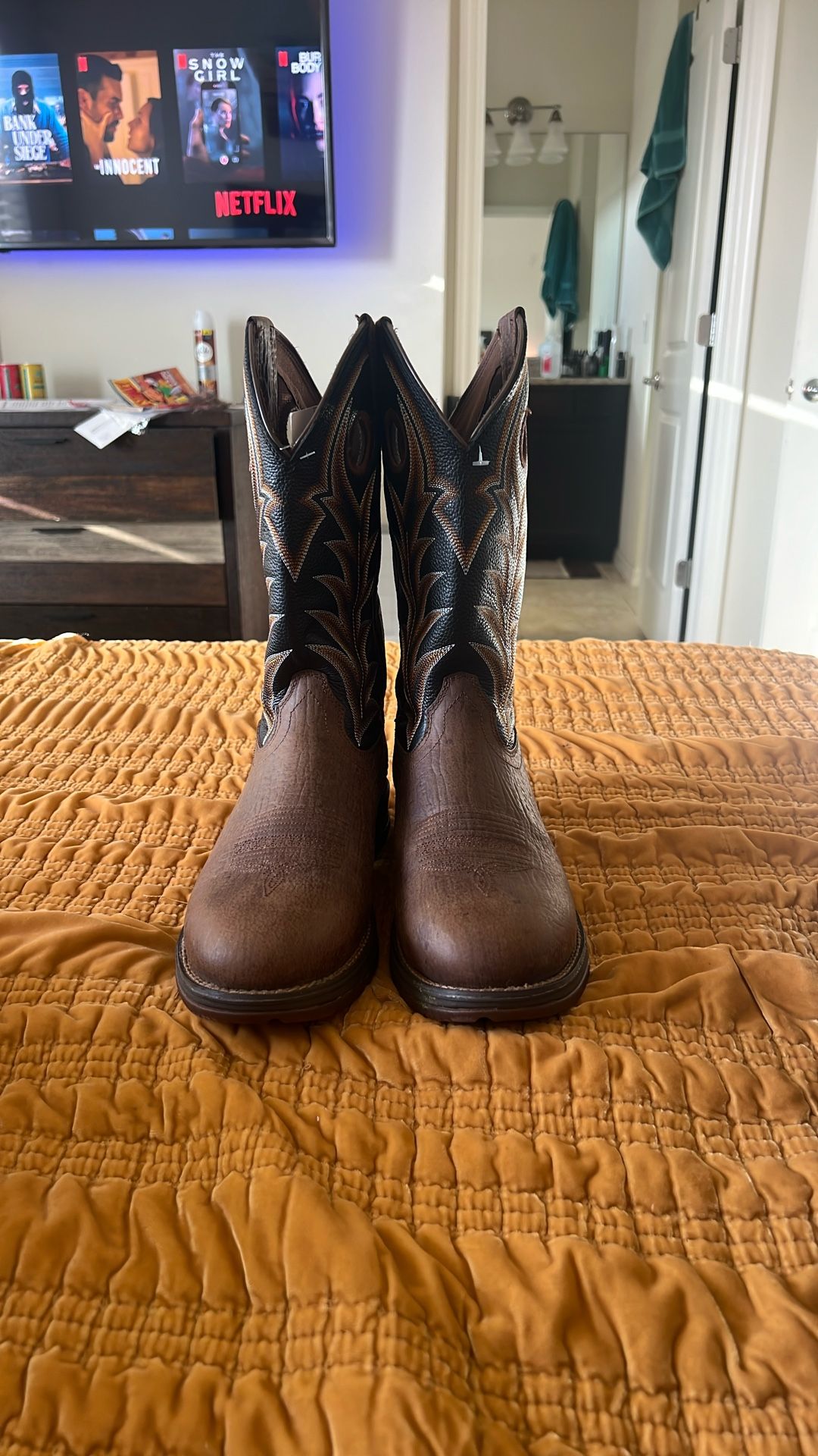 REBEL™ BY DURANGO® OAK BARK MIDNIGHT WESTERN BOOT Size 9.5 Men’s