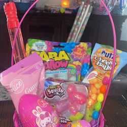 Influencer Famous Tabba Mallow Easter Basket