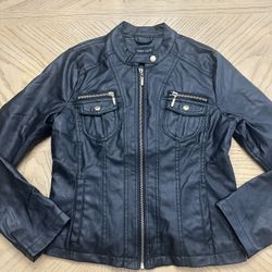 New Look Black faux leather jacket with Gold zippers size medium 