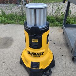 DeWalt DCL070 20V Max Bluetooth LED Area Light Bare Tool