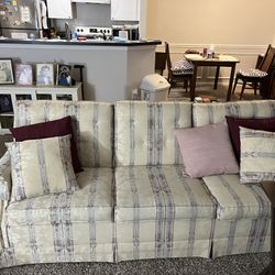 Couch With Pull Out Bed.