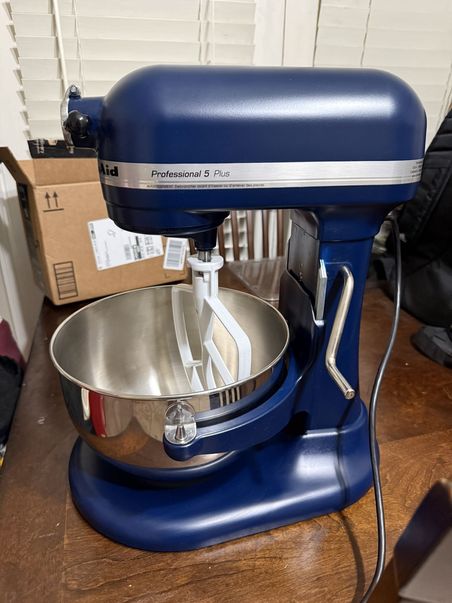 Kitchenaid Stand Mixer W/ Attachments