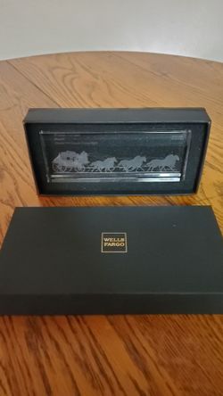 4 boxes Wells Fargo Collectible Crystal Stagecoach Paperweight 3x7 In