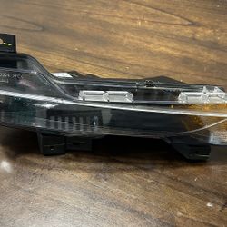 1077390-00-F Tesla Model3/Y Fog light assy 