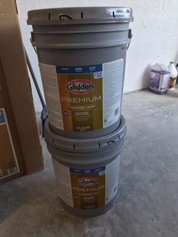 Brand new 5 Gal. Paint!!!