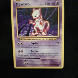 2016 Mewtwo Pokémon Card