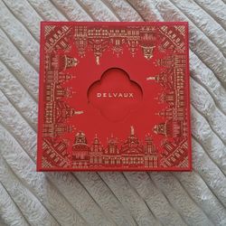 Red Envelopes DELVAUX