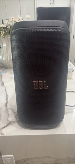 Jbl party box club 120