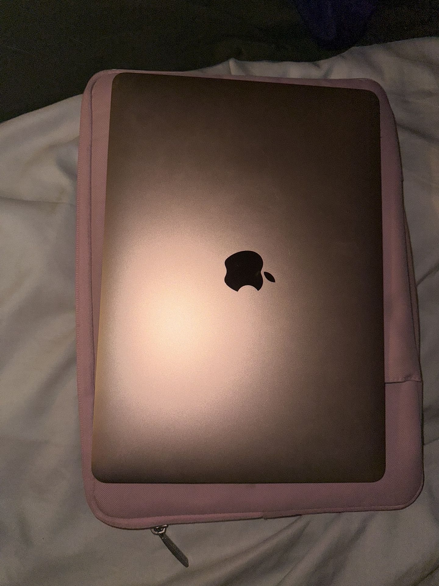 Mac Air M1 Laptop