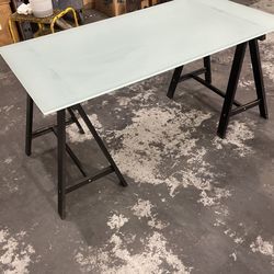Mesa De Cristal - Glass Table