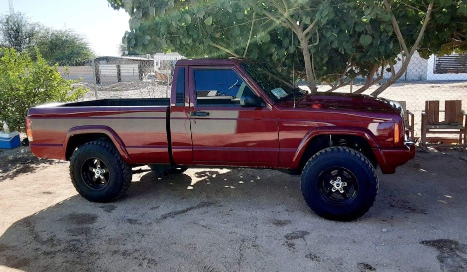 Jeep Comanche