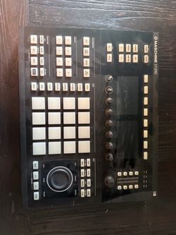 Native Instruments Maschine Studio