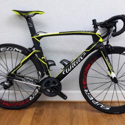 🚴🏻Wilier Triestina Cento1AIR – Size 56 Carbon Road Bike   High-performance Italian aero road bike built for speed and efficiency. The Cento1AIR feat
