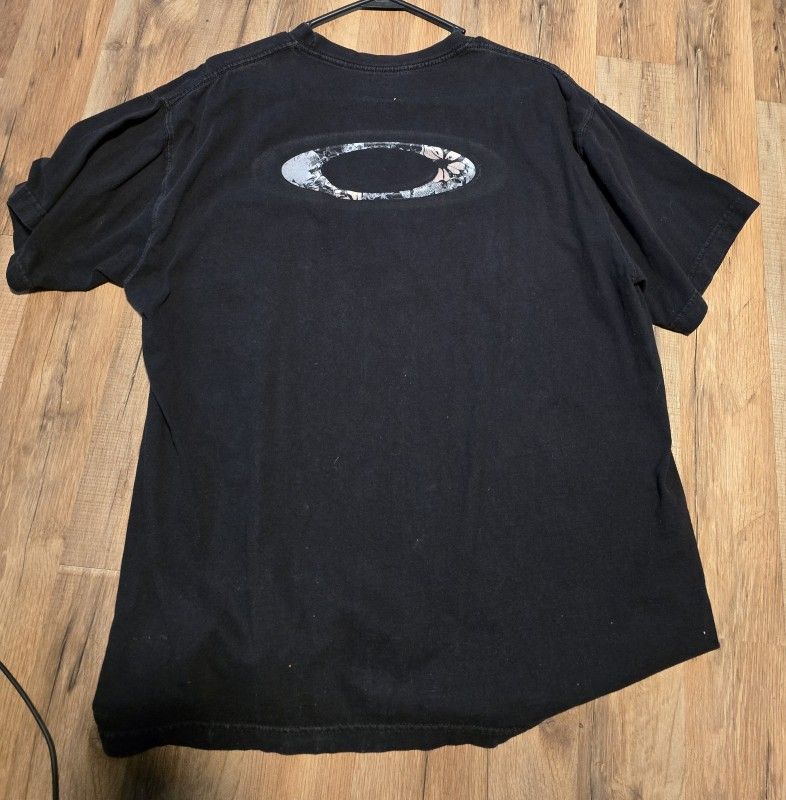 Oakley Graphic T Shirt Men’s Size Xl