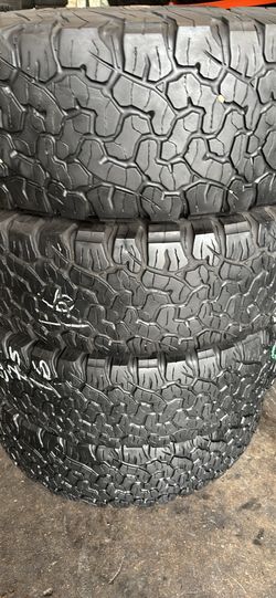 265/75/16 bfgoodrich all terrain ko2 🛞