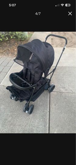 upright double lightweight travel stroller, with standing platform,Canopy,Tray Table