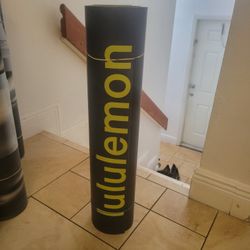 Rare Lululemon Yoga Mat - Brand New