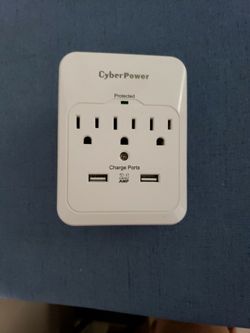 Cyber Power Electrical Extended Outlet With 2 USB Connections