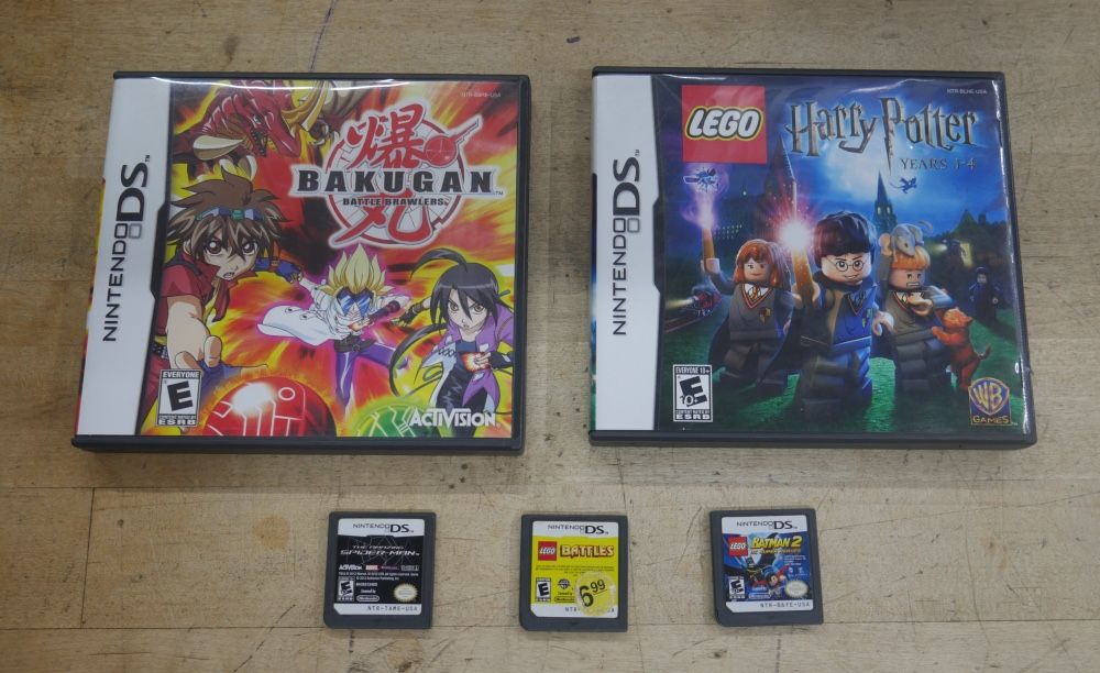 LOT 5 NINTENDO DS GAMES LEGO HARRY POTTER; LEGO BATMAN 2; LEGO BATTLES ; THE AMAZING SPIDER MAN ; BAKUGAN. VERY GOOD CONDITION.
