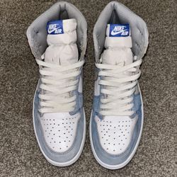 Air Jordan 1 Retro Hyper Royal Sz 10
