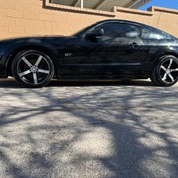 Ford Mustang GT