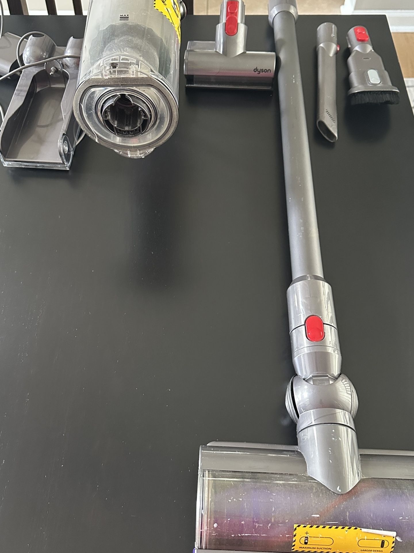 Dyson cordless Vacuum V 11