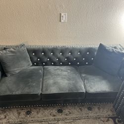 💎 Stylish Velvet Tufted Couch Set – 3-Seater & 2-Seater 💎