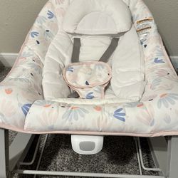 Baby bouncer 