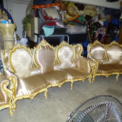 All 4 Pc Italian Royal Living Vintage Set