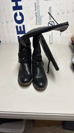 Black boots Women’s Sz 7.5