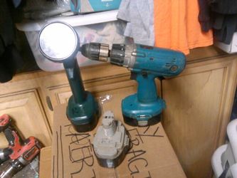 Makita drill and light