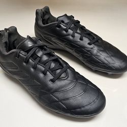 Adidas Copa Pure.3 FG J Soccer Shoe Black HQ8946  Size 6 Jr kids Black

Size 6. From non smoking pet free home. Will ship out same/next day.