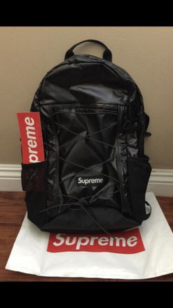 supreme backpack 🎒