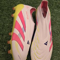 Adidas Predator Elite AG Laceless Soccer Cleats Size 9
