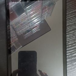 TCL 8 LE Tablet