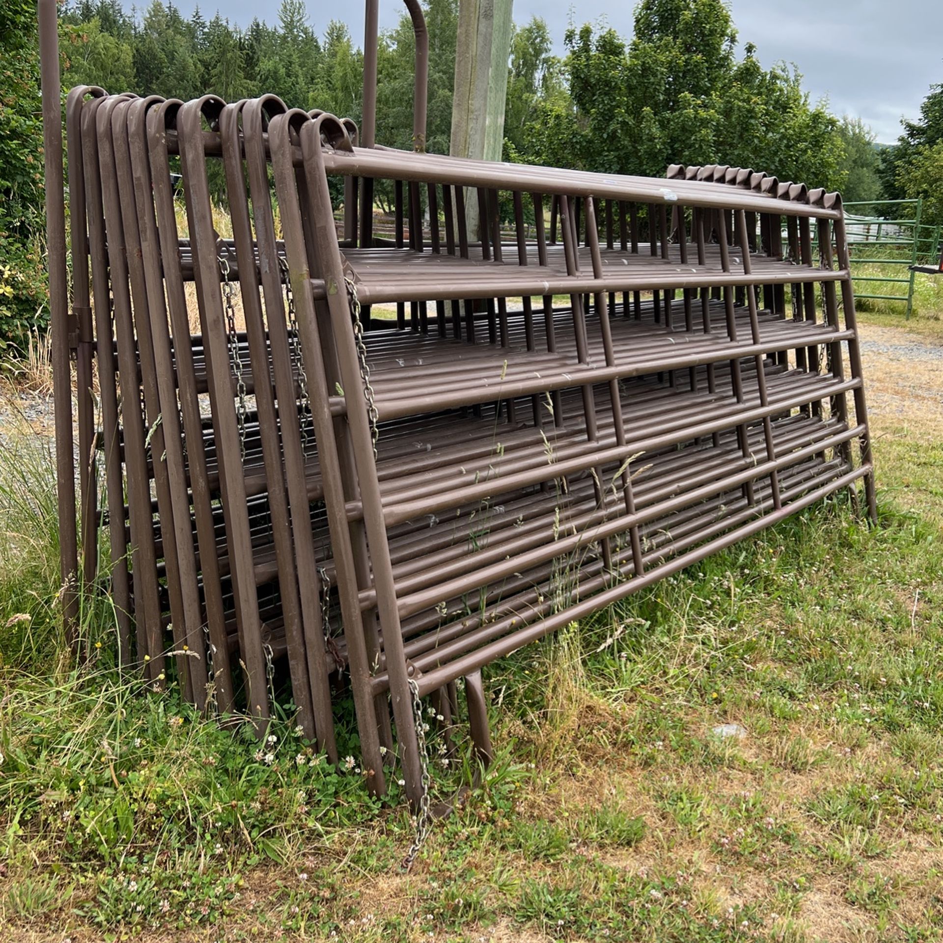 Priefert Round Pen Panels for Sale in Eatonville, WA OfferUp
