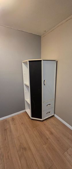 corner wardrobe