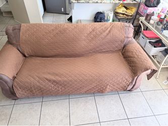 Pre owned Sofa - FREE come get it ☺️