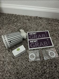 Scentsy Wall Plug In Wax Warmer All Info In Description & Photos