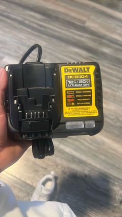 DeWalt DCB1104 12V/20V Lithium Ion Battery Charger