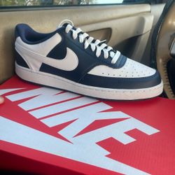 Nike 