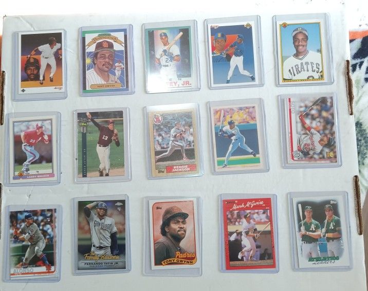 Assorted Baseball Cards