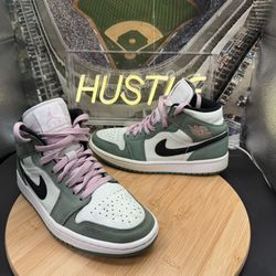 Nike Air Jordan 1 Mid SE Dutch Green Women's Size 7.5